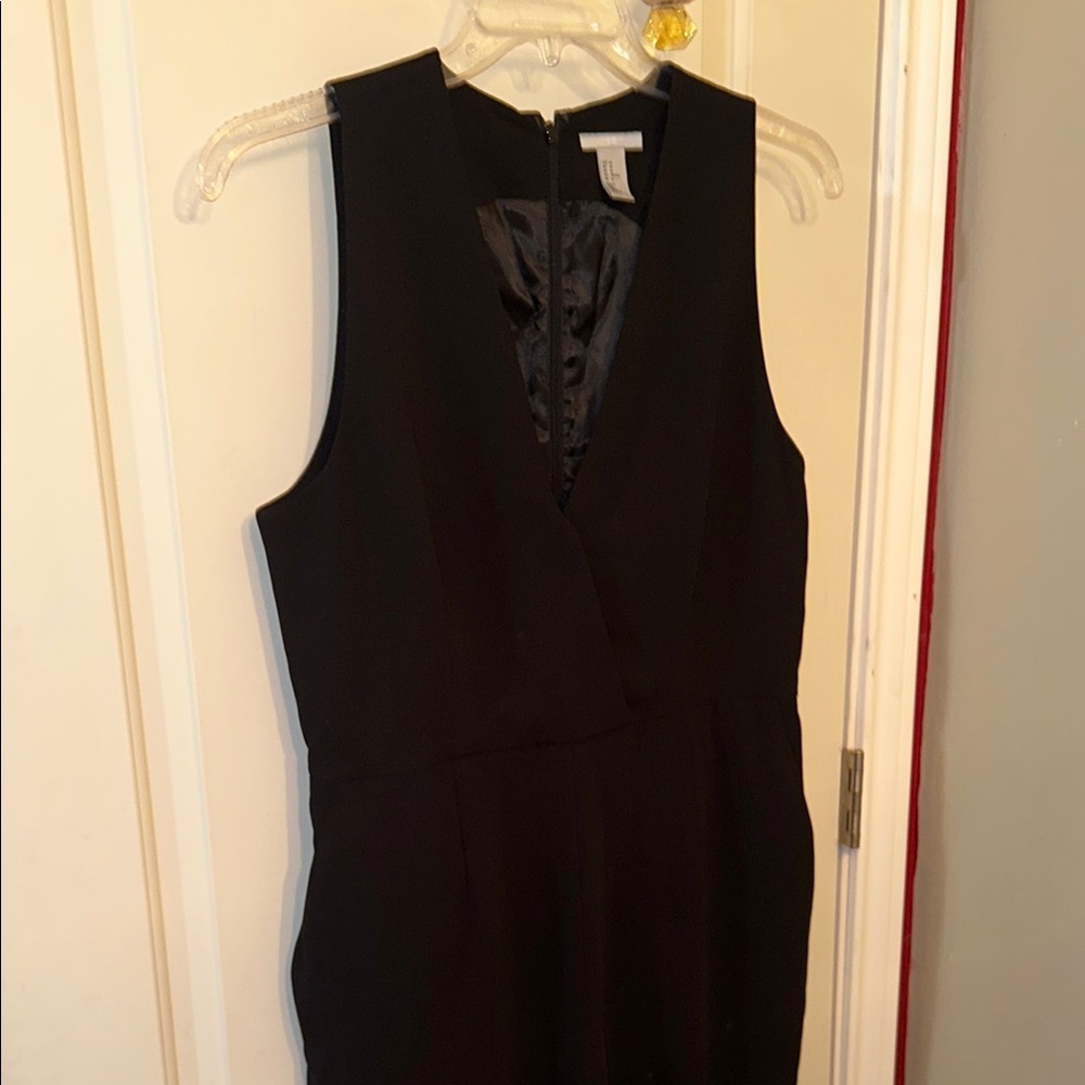 H&M Black Sleeveless Jumpsuit